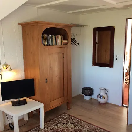 Guldbjerghus Bed and breakfast 3*