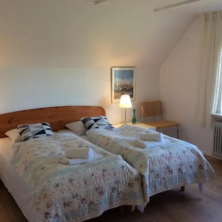 Guldbjerghus Bed & Breakfast Bogense